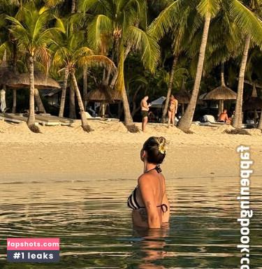 Dagi Bee gallery photo #46