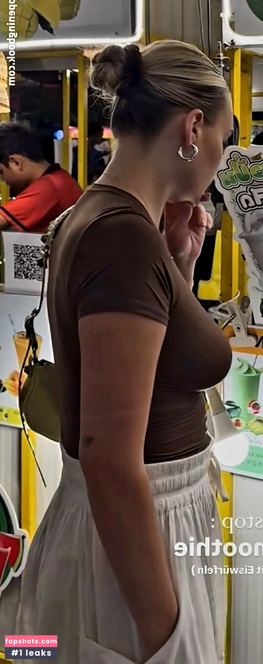 Dagi Bee gallery photo #66