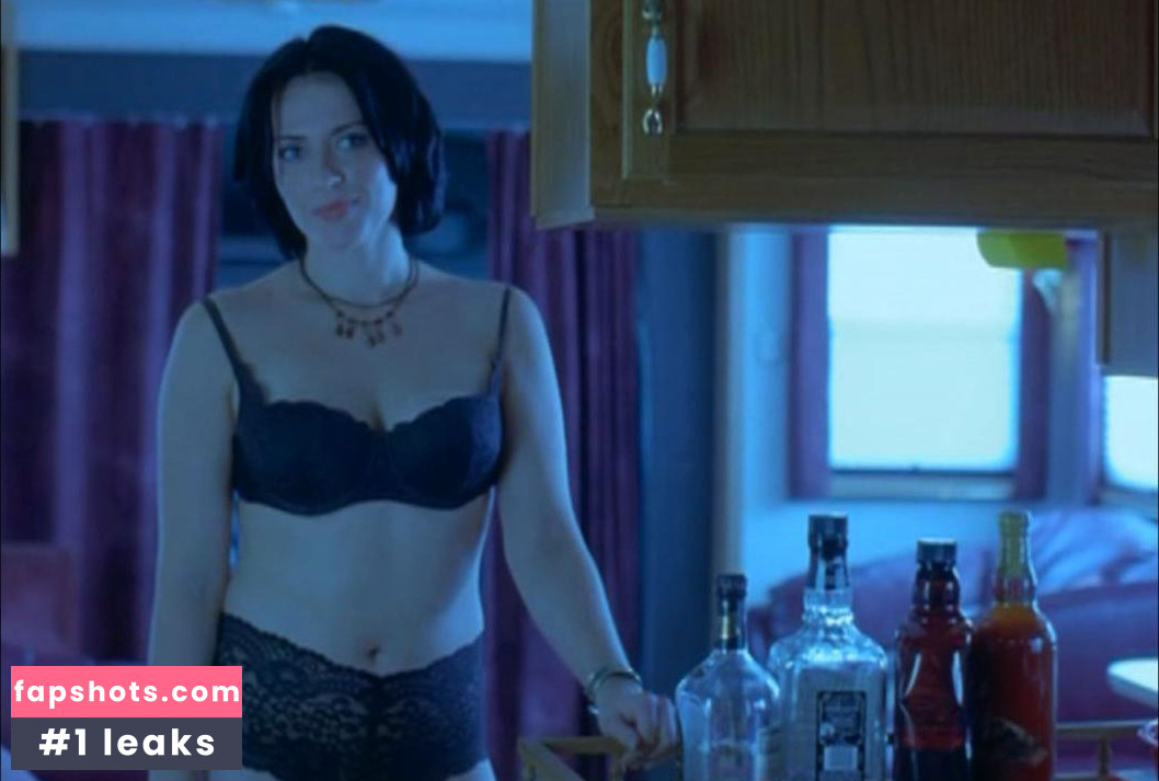 Dagmara Dominczyk gallery photo #2