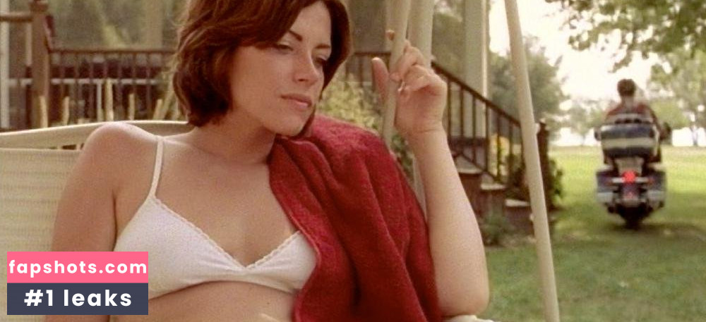 Dagmara Dominczyk gallery photo #11