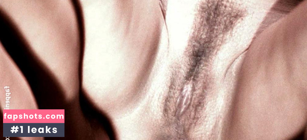 Dahlia Grey gallery photo #2