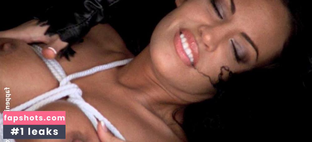 Dahlia Grey gallery photo #7