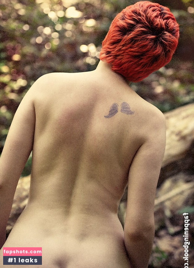 dahliaa_ gallery photo #2