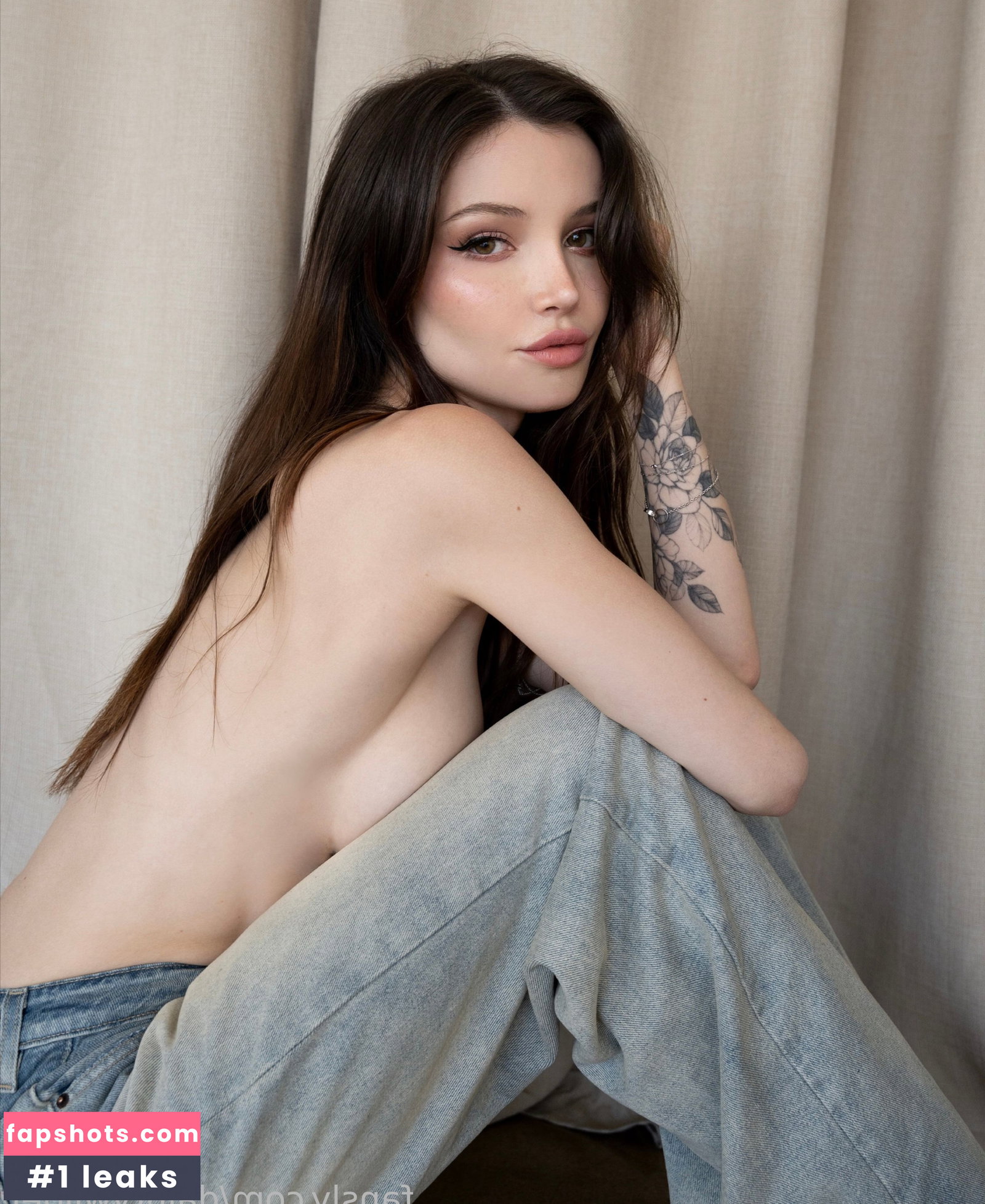 Dainty Wilder Nude Leaks OnlyFans Photos #922 - LeakJerk