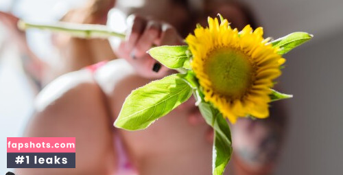 Dainty Wilder gallery photo #1086