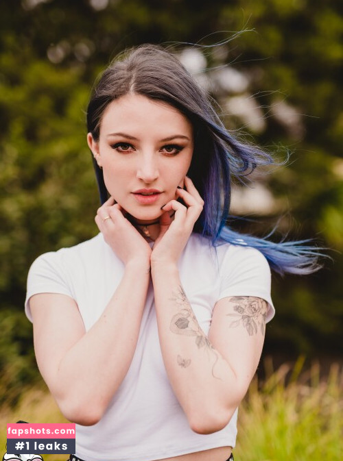 Dainty Wilder gallery photo #1139