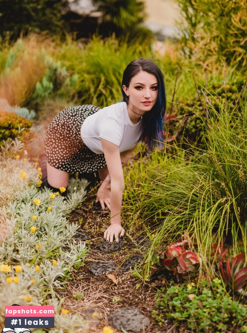 Dainty Wilder gallery photo #1142