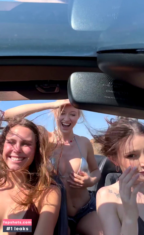 Dainty Wilder Nude Leaks OnlyFans Photos #136 - LeakJerk