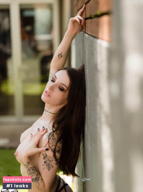 Dainty Wilder gallery photo #1485