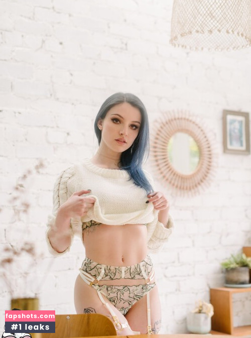 Dainty Wilder gallery photo #1579