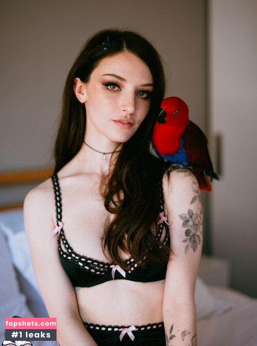 Dainty Wilder gallery photo #1672