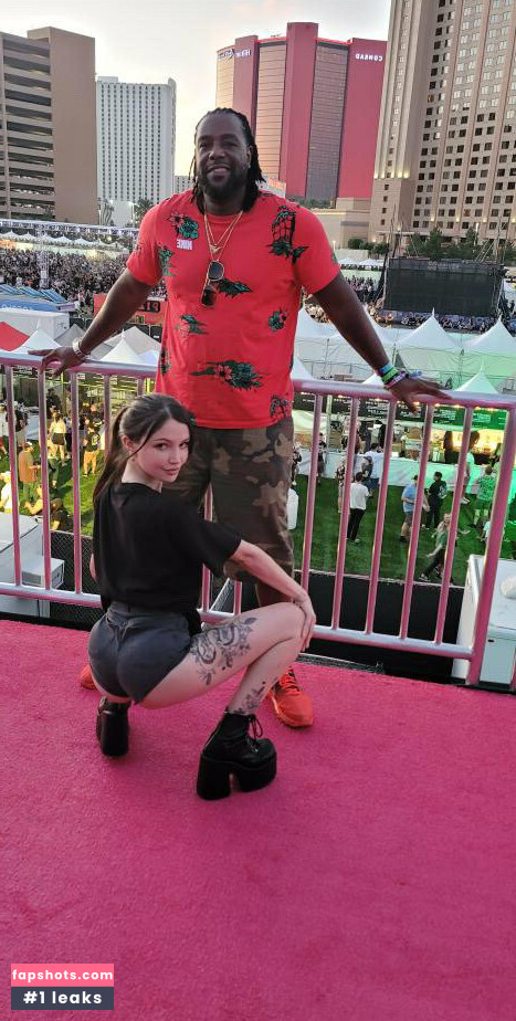 Dainty Wilder gallery photo #2053