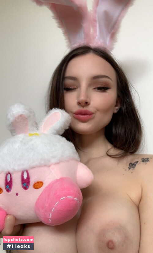 Dainty Wilder gallery photo #2122