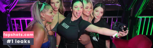 Dainty Wilder gallery photo #2230