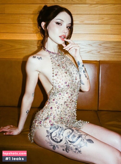 Dainty Wilder gallery photo #3028