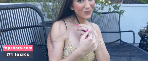 Dainty Wilder gallery photo #3264