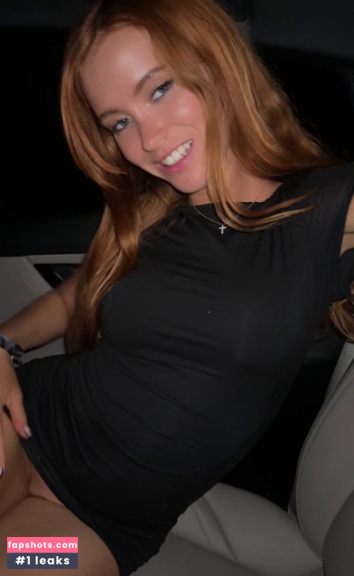 Dainty Wilder gallery photo #3447