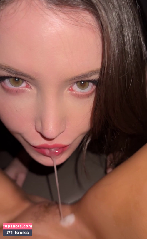 Dainty Wilder gallery photo #3451