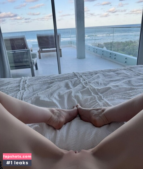 Dainty Wilder gallery photo #368