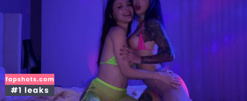 Dainty Wilder gallery photo #3719