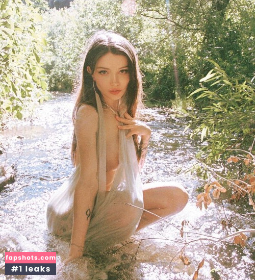 Dainty Wilder gallery photo #516