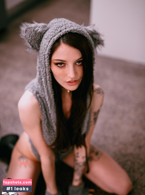 Dainty Wilder gallery photo #679