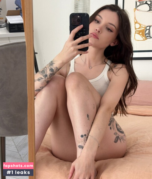 Dainty Wilder gallery photo #870