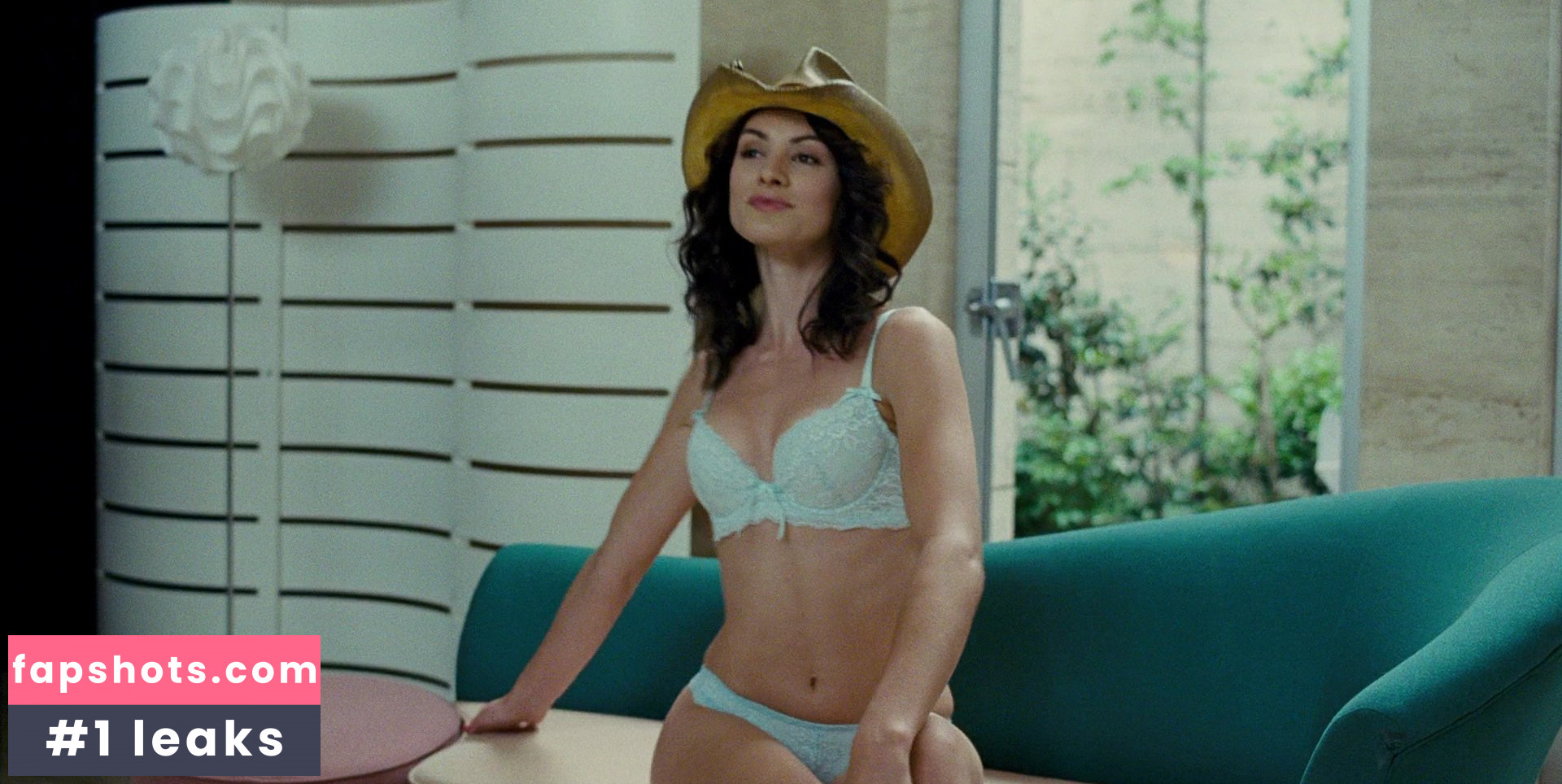 Daisy Betts Nude Leaks OnlyFans Photos #2 - LeakJerk