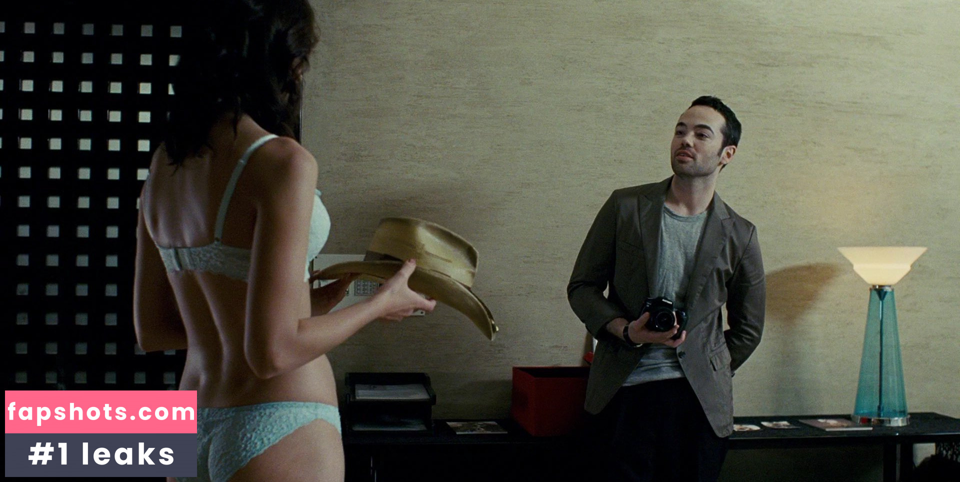 Daisy Betts gallery photo #6