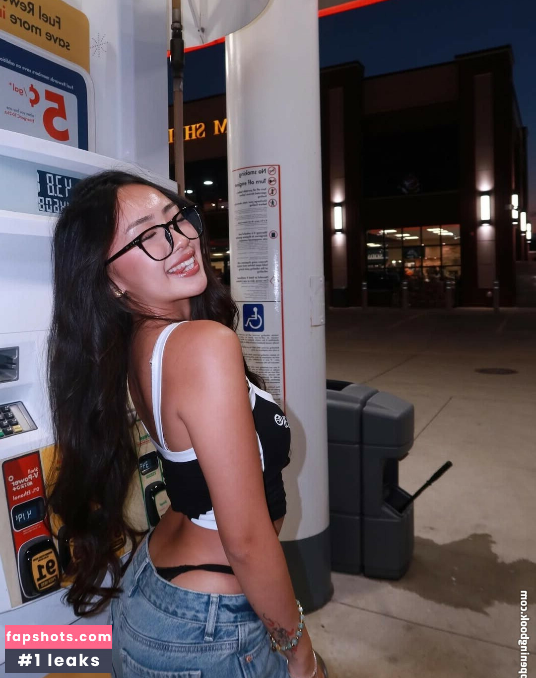 Daisy Chang Nude Leaks OnlyFans Photos #14 - LeakJerk