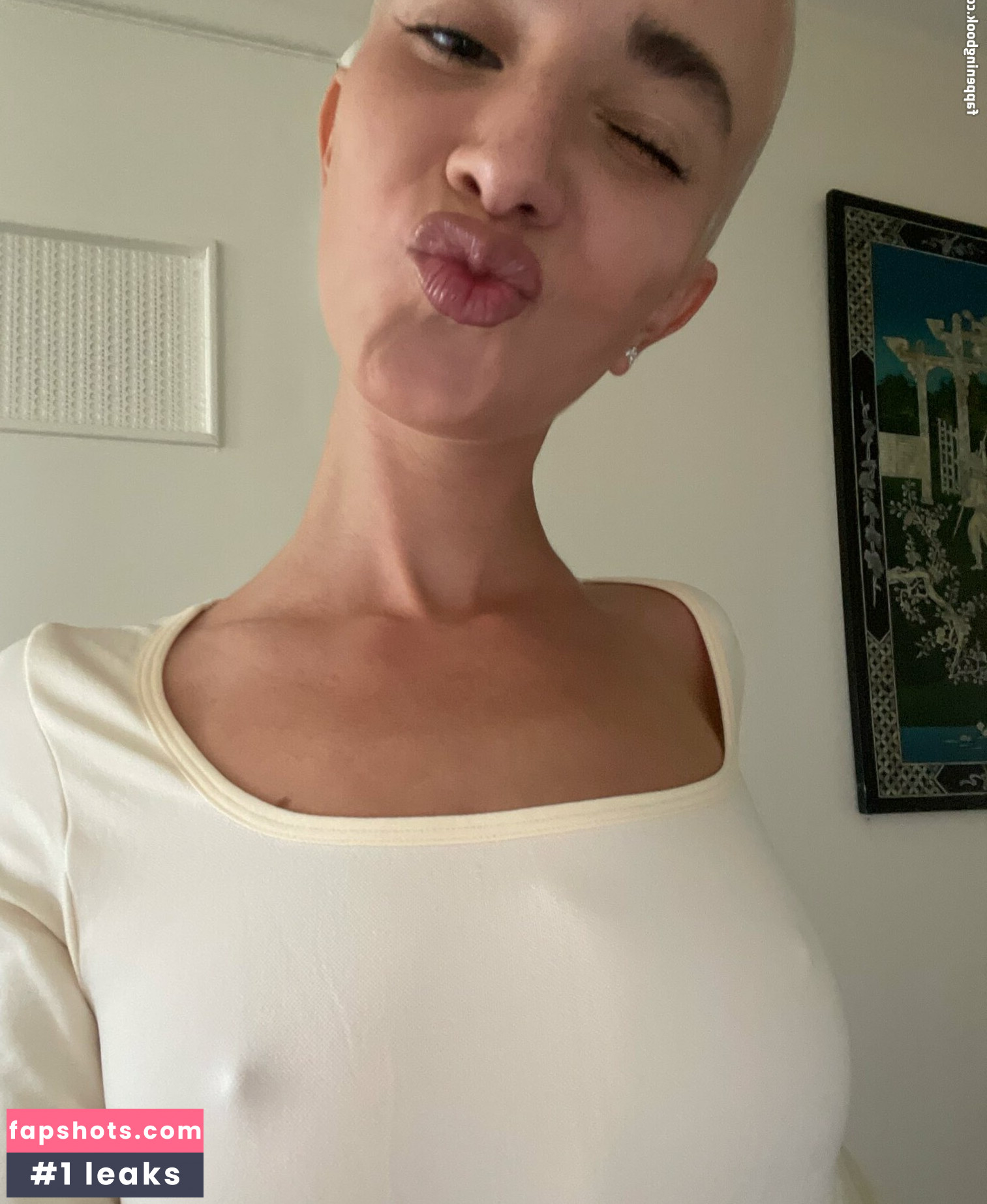 Daisy Delancey gallery photo #2