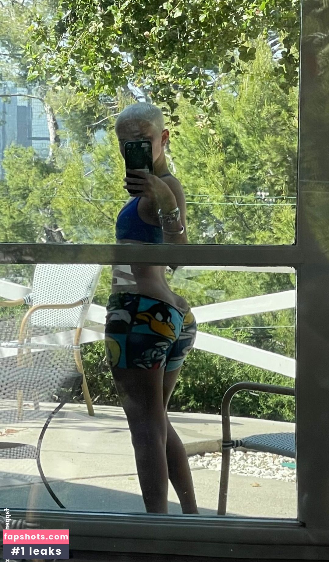 Daisy Delancey gallery photo #18