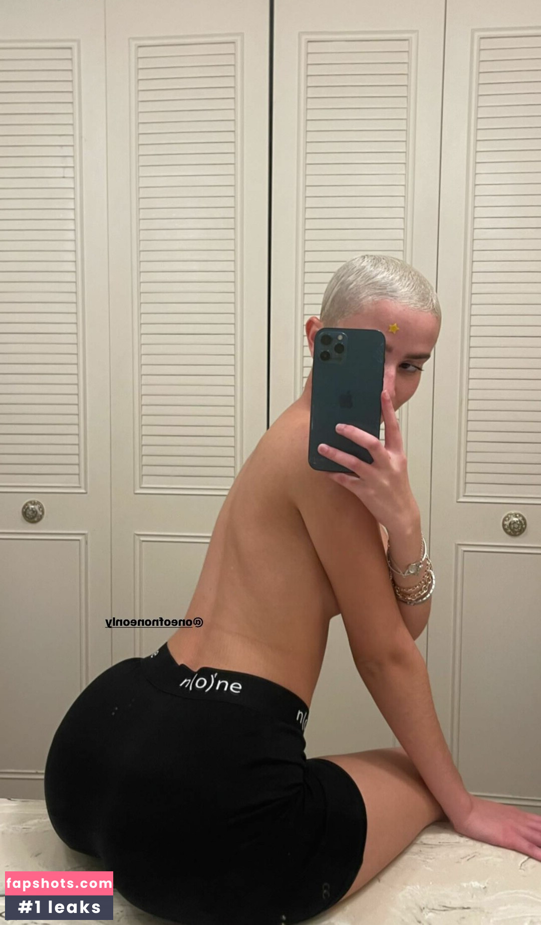 Daisy Delancey gallery photo #33