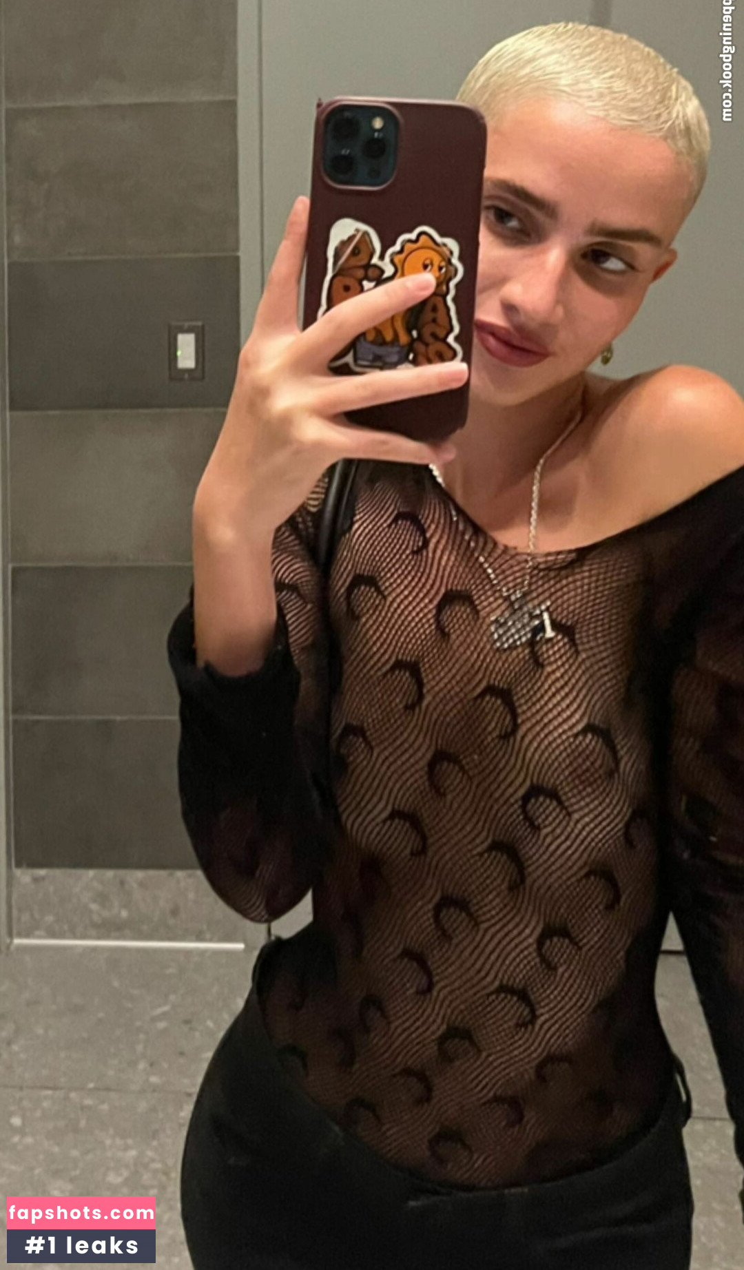 Daisy Delancey gallery photo #43