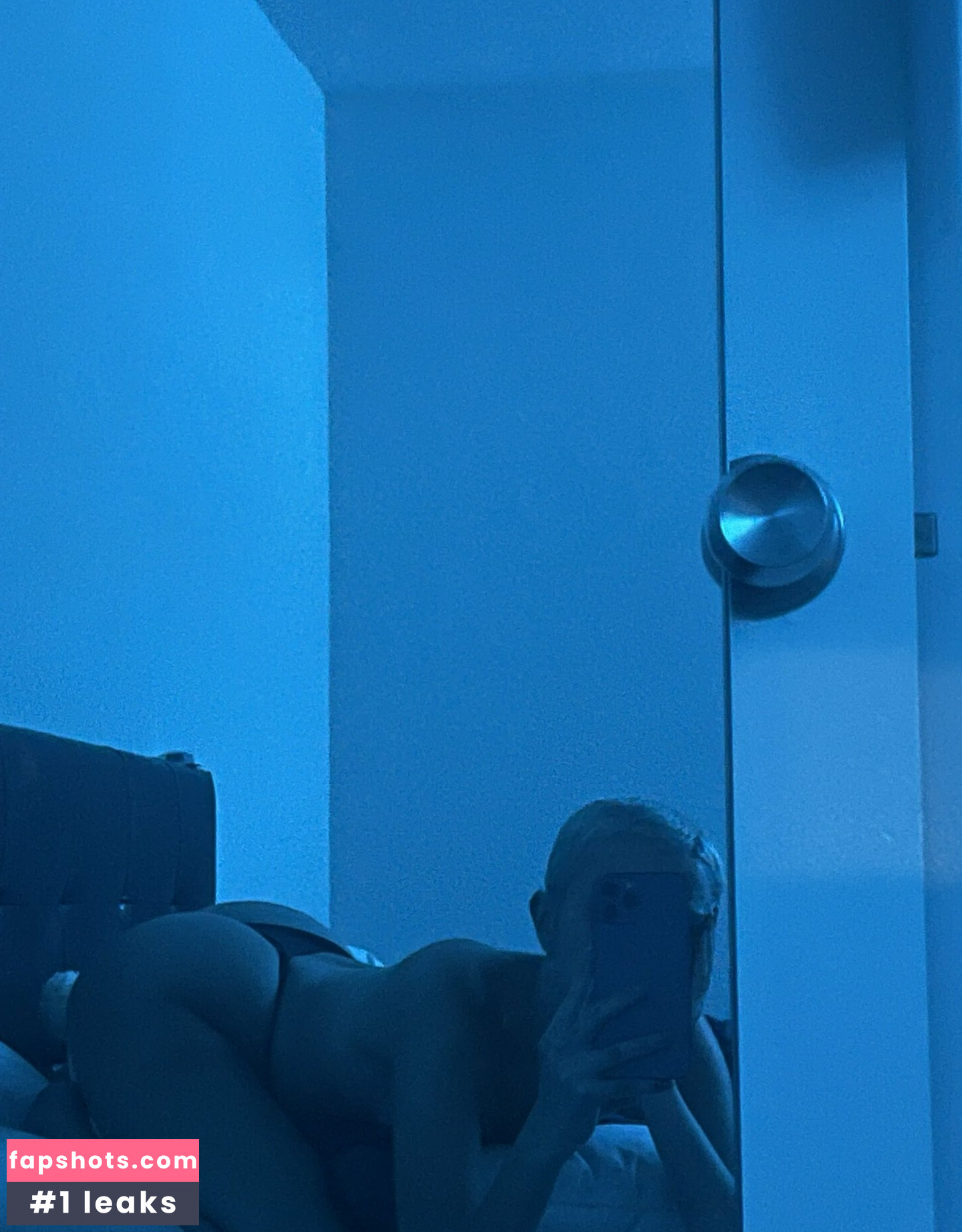 Daisy Delancey gallery photo #52