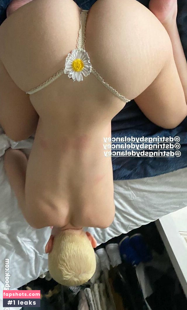 Daisy Delancey gallery photo #62