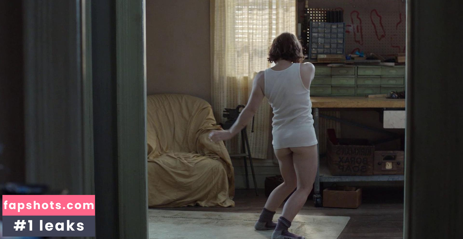 Daisy Eagan gallery photo #15