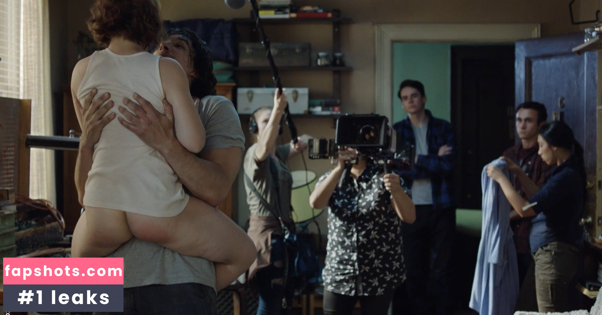 Daisy Eagan gallery photo #4