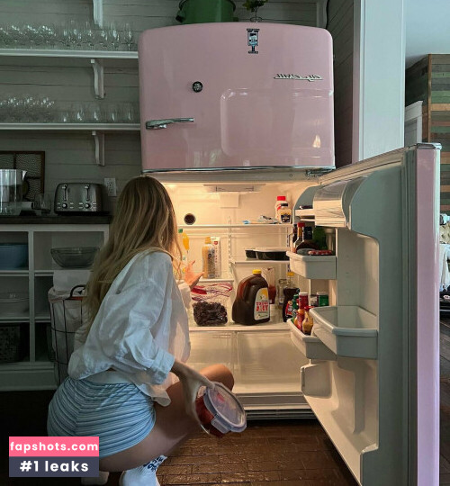 Daisy Keech gallery photo #1095