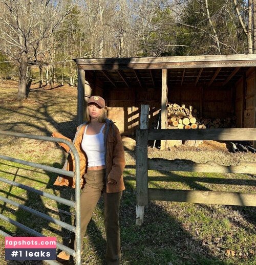 Daisy Keech gallery photo #1125