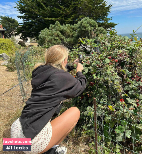 Daisy Keech gallery photo #1135