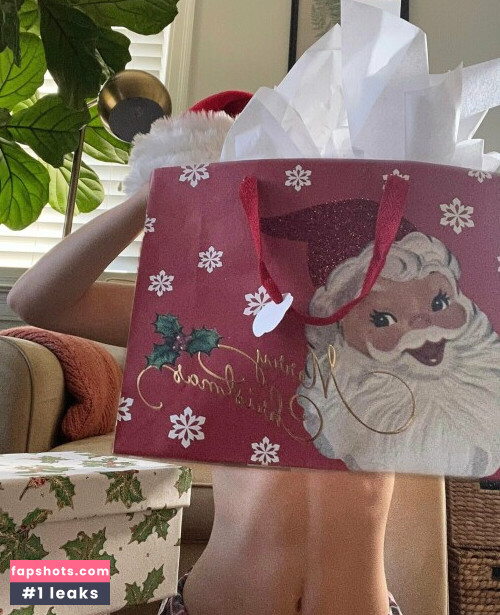 Daisy Keech gallery photo #1187