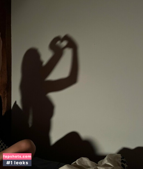 Daisy Keech gallery photo #1393