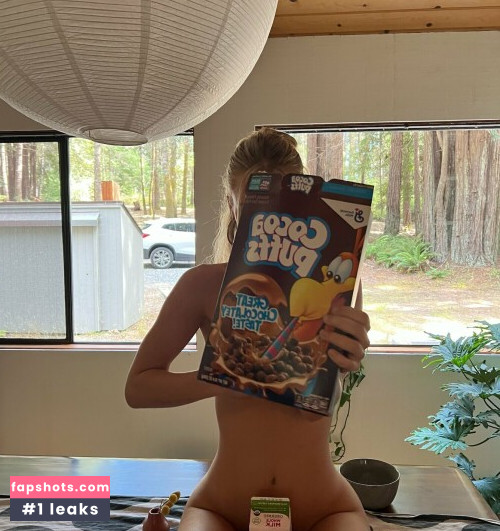 Daisy Keech gallery photo #1398