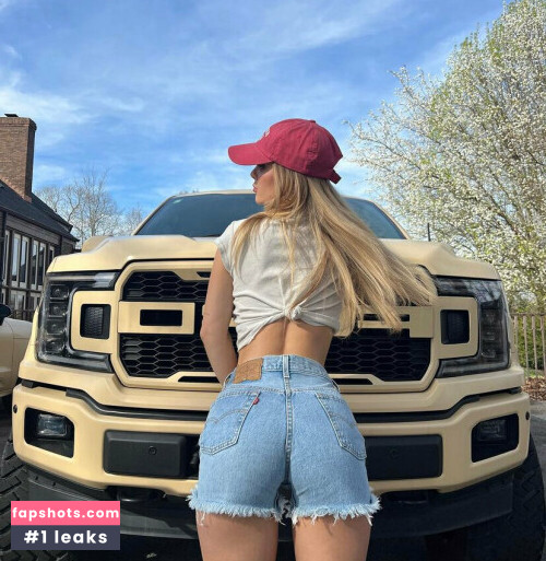 Daisy Keech gallery photo #1401