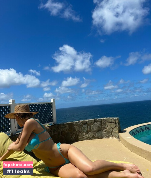 Daisy Keech gallery photo #2041