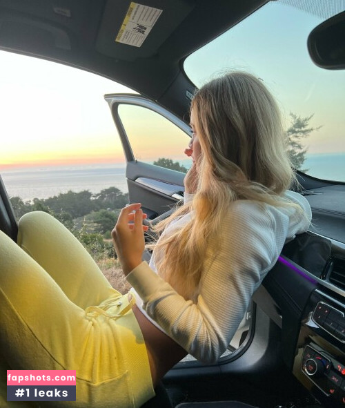 Daisy Keech gallery photo #651