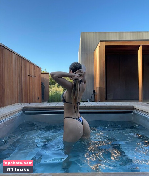 Daisy Keech gallery photo #808