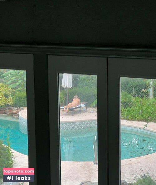 Daisy Keech gallery photo #906