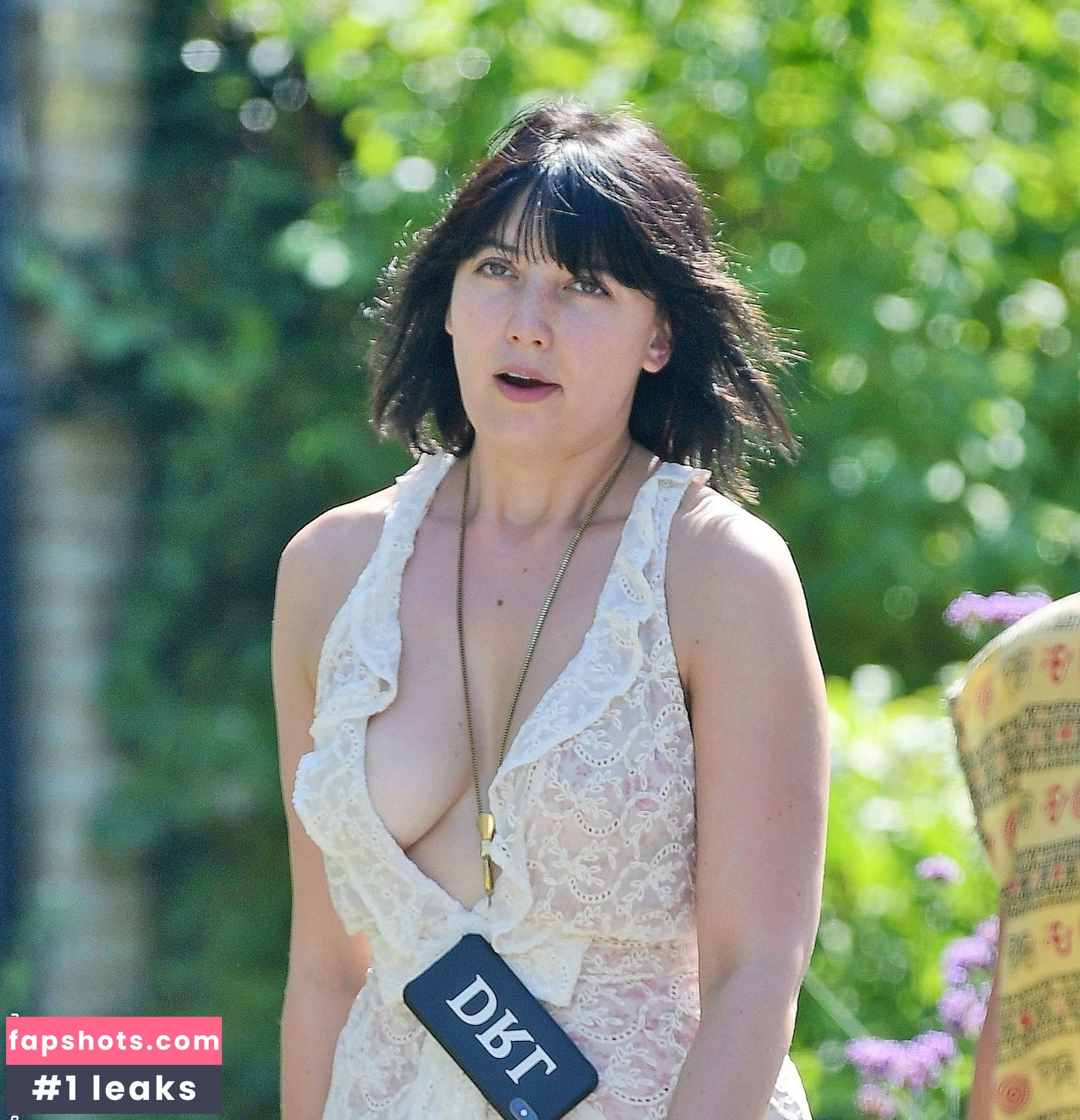 Daisy Lowe gallery photo #102